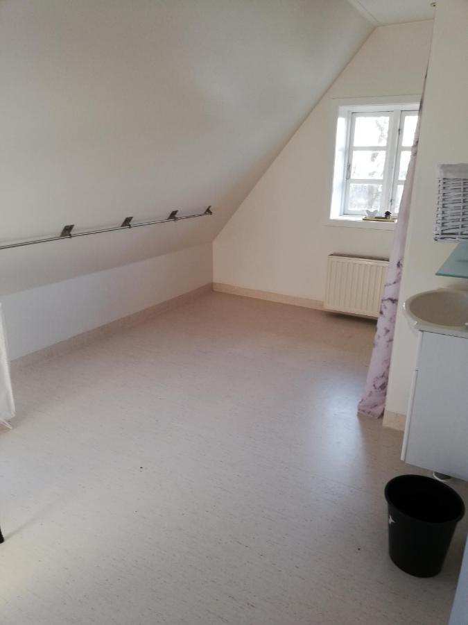 Skovhusets B&B I Gislev Luaran gambar